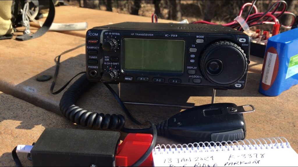 Icom IC-703 | Q R P e r